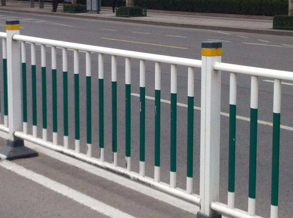 道路護（hù）欄係列